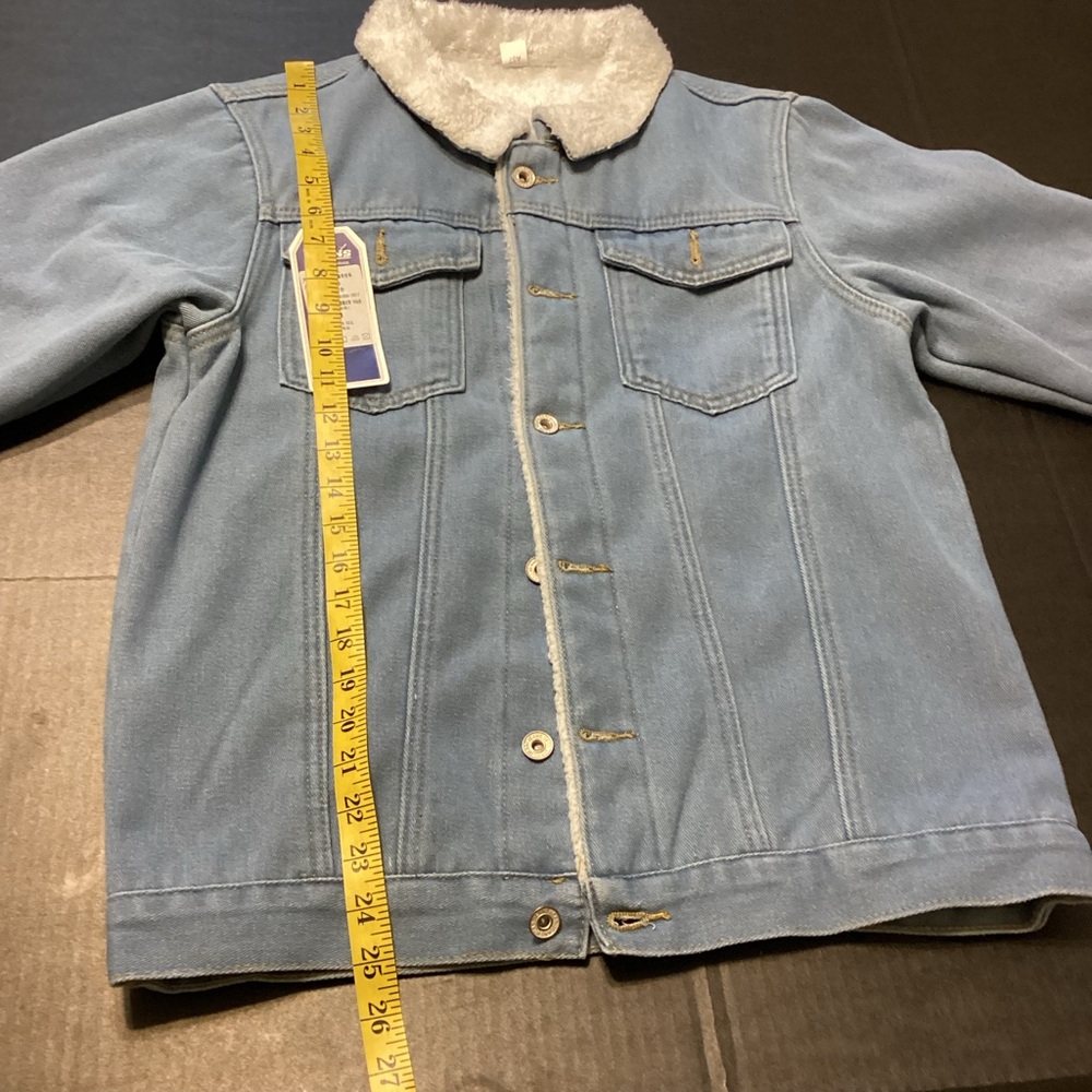 Men's Blue Denim Jacket with White Sherpa Collar Size Medium - Picture 4 of 8